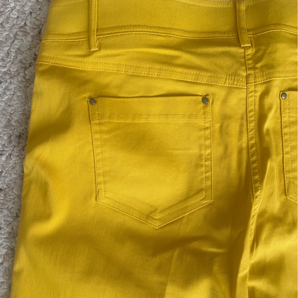 89th & Madison Vibrant Yellow Pants - Picture 5 of 9